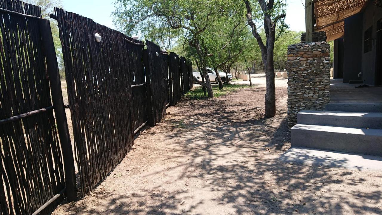 Svh Bush Lodge Marloth Park Exterior photo
