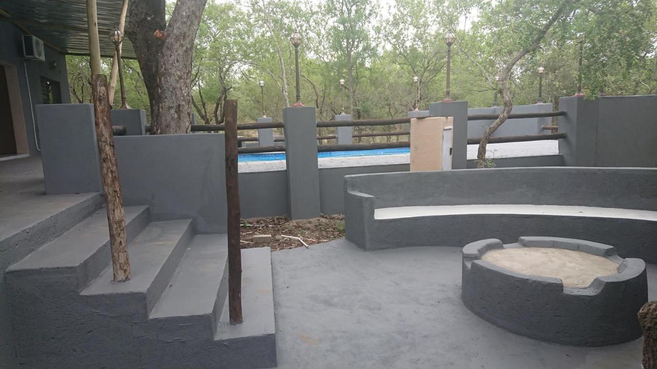 Svh Bush Lodge Marloth Park Exterior photo